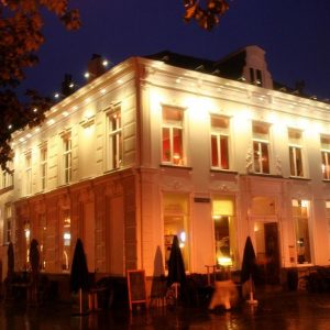 ee9a579503fd3bf1f8e1dba703170da7